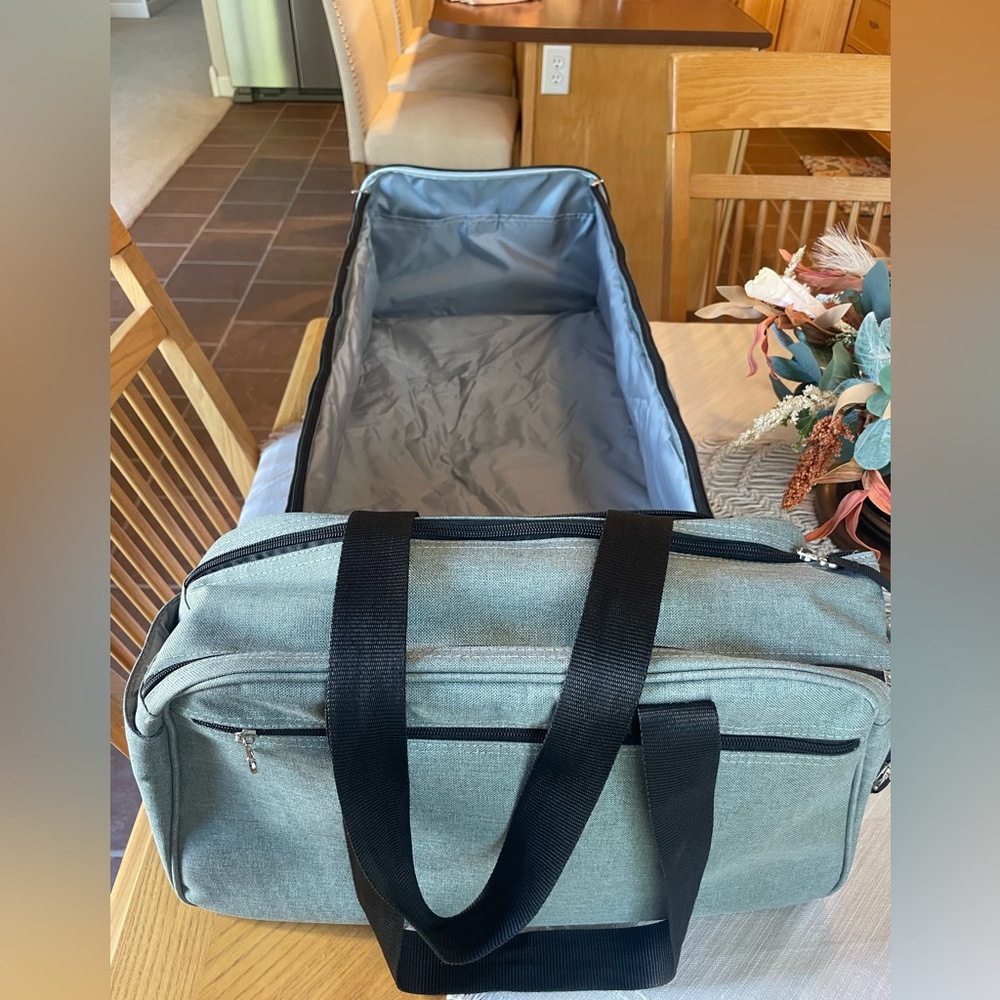 Scuddles 3-1 Portable Bassinet for baby-Foldable baby bed/diaper bag